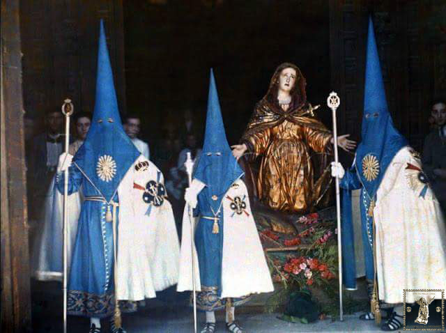 Valioso documento gráfico donde puede verse a la Virgen de la Soledad tal y como la talla se encontraba en 1929. (Foto: Jules Gervais-Courtellemont)