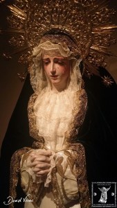 Busto de la Dolorosa en una imagen que evoca cómo debió concebirse.